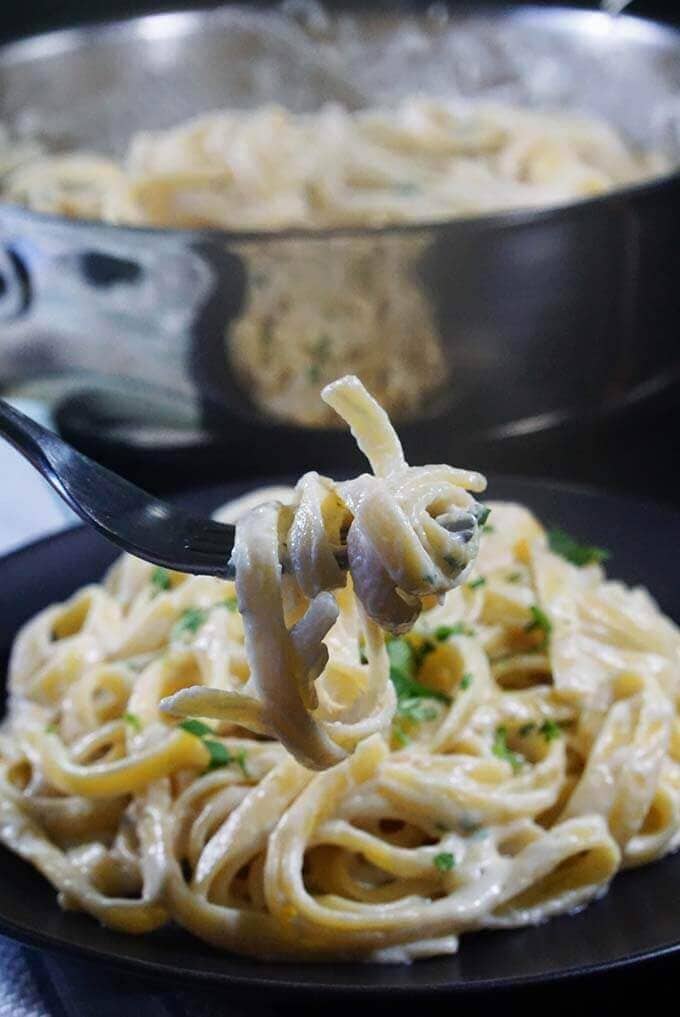 Homemade Alfredo Sauce 30 Minute Meal - Bowl Me Over