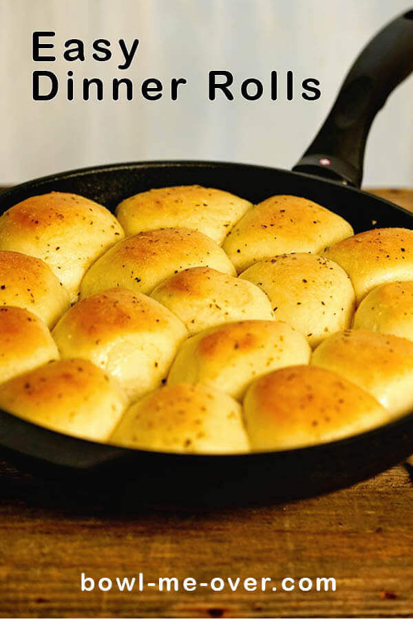 Dinner Rolls in a cast iron skillet