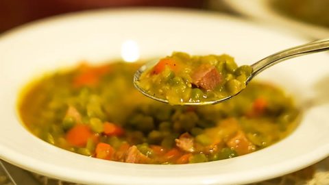 https://bowl-me-over.com/wp-content/uploads/2021/01/Split-Pea-Soup-480x270.jpg