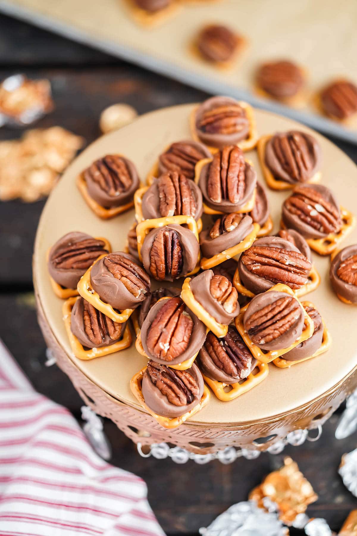 Rolo Pretzel Turtles on platter ready to eat.