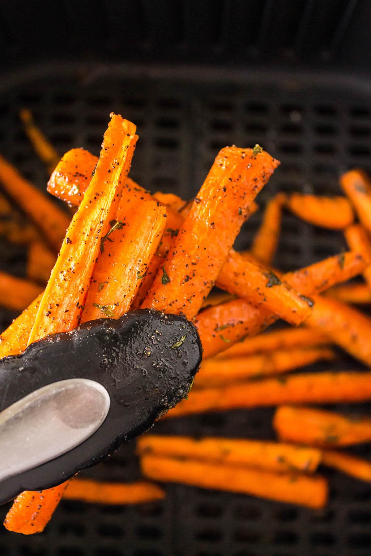 air-fryer-roasted-carrots-bowl-me-over