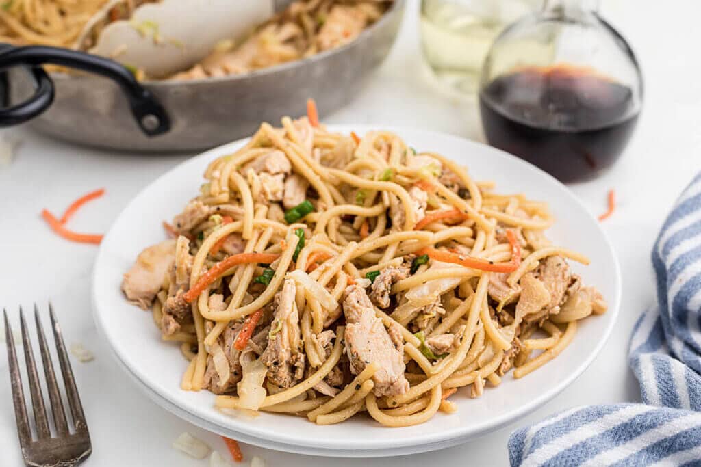 Easy Chicken Chow Mein - Bowl Me Over