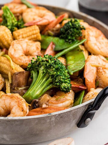 Shrimp Chop Suey in stir fry pan.