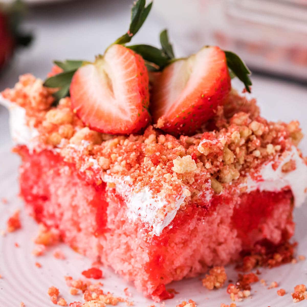 Strawberry Crumble Cake - Rich And Delish