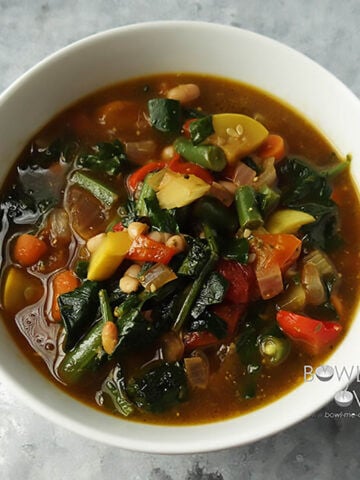 Vegetable soup in bowl.