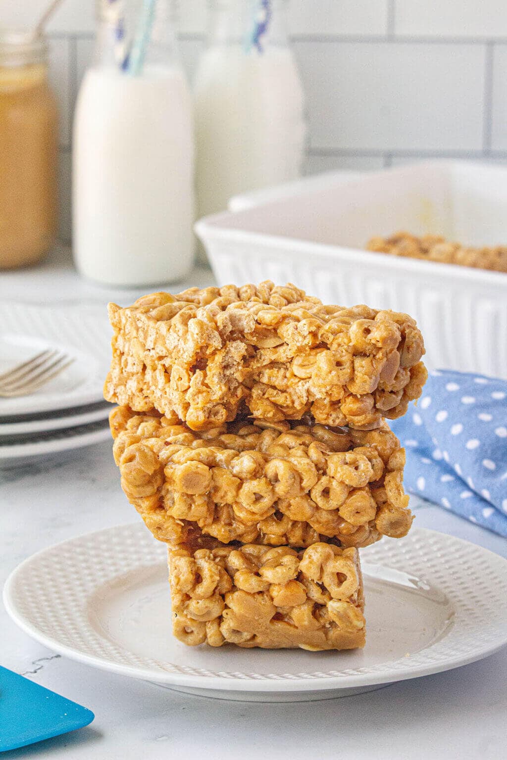 peanut butter cheerio bars