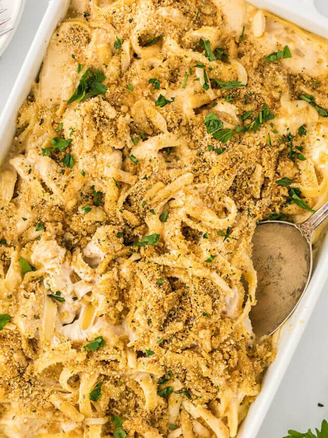 One Pot Chicken Alfredo with Peas - Bowl Me Over