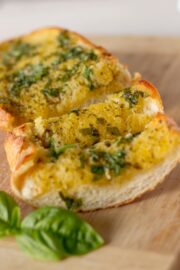 Frozen Garlic Bread Recipe - Bowl Me Over