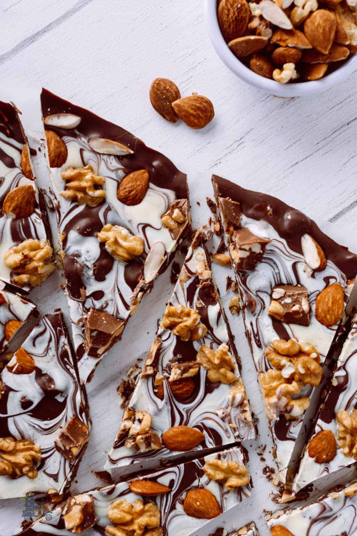 Maple Chocolate Bark on a platter.